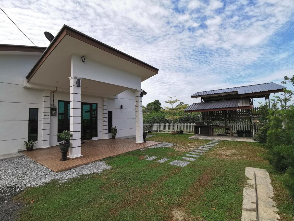 Orchard Villa Melaka Exterior foto